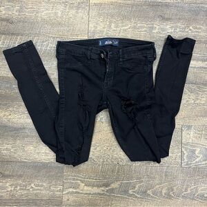 Hollister Super Skinny Jeans w/ Rips